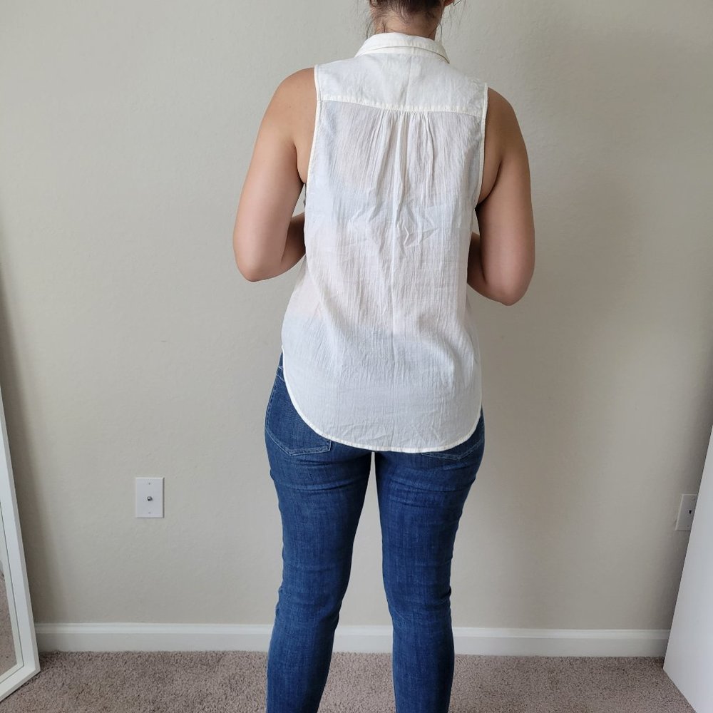 Cream Sleeveless Button Down W/ Silver Diamonds - image 4